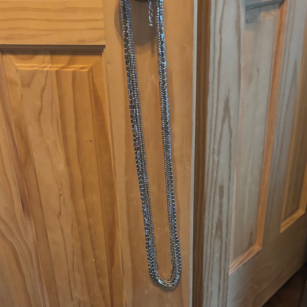 Elegant Silver Multi-Strand Necklace - Picture 2 of 2